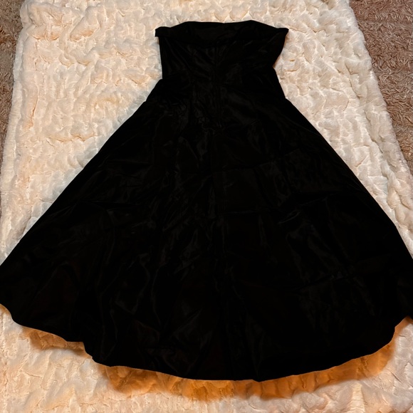 Vintage Zum Zum by Niki Livas Strapless Black Taffata with Crinoline Dress - Picture 2 of 7